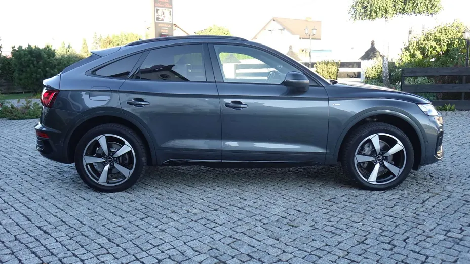 AUDI Q5 Sportback -