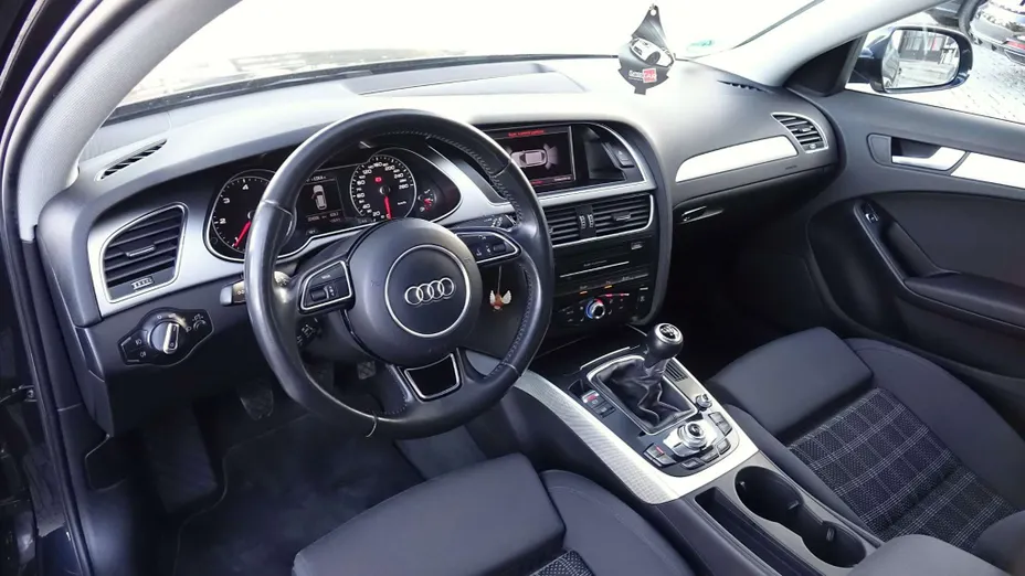 AUDI A4 Avant -