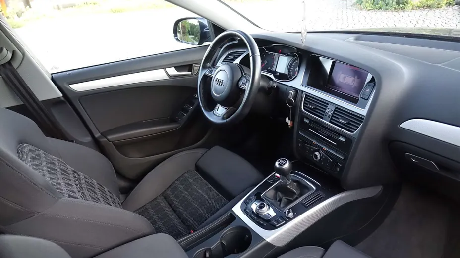 AUDI A4 Avant -
