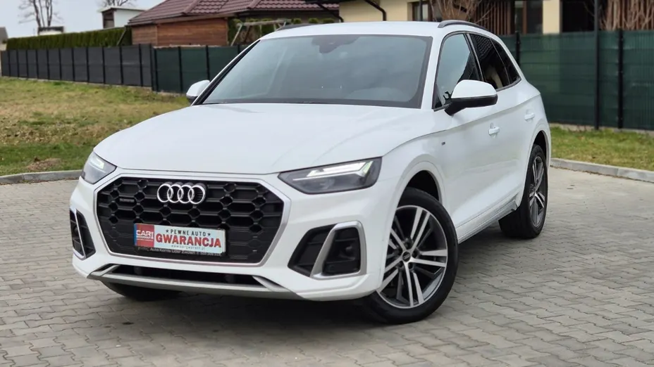 AUDI Q5 -