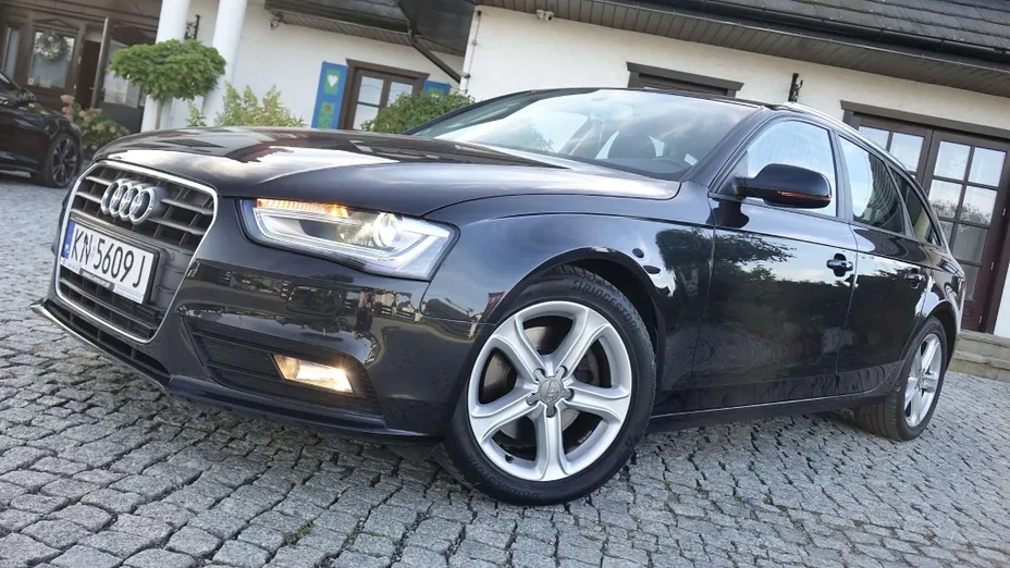 AUDI A4 Avant -