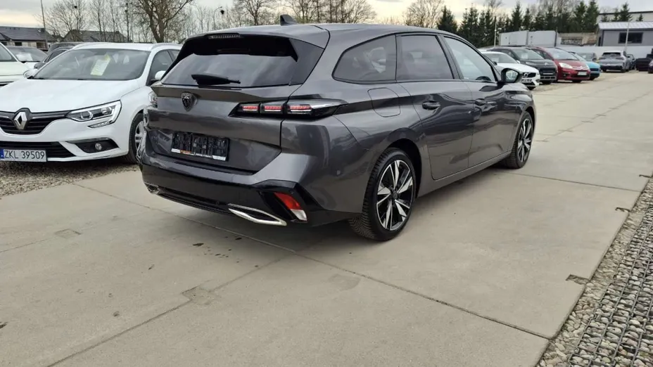 PEUGEOT 308 -