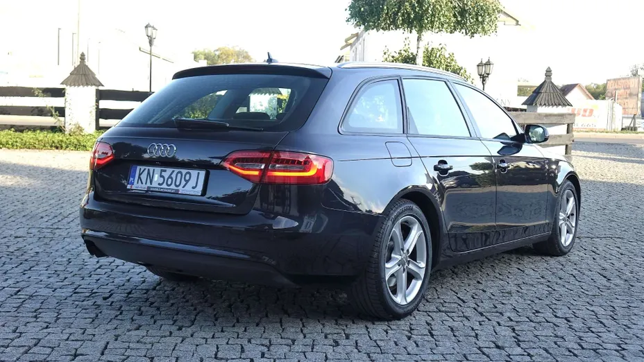 AUDI A4 Avant -