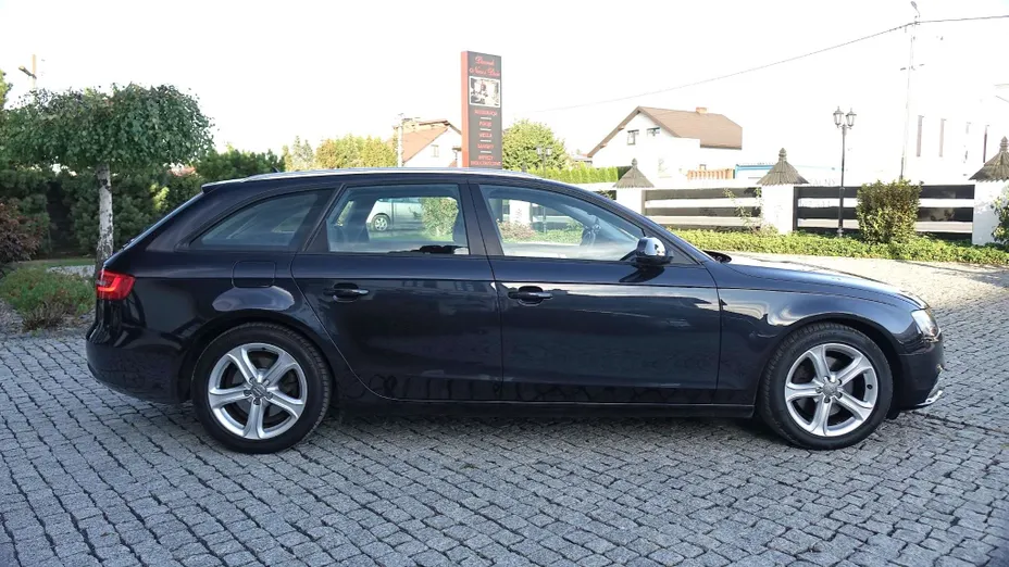 AUDI A4 Avant -