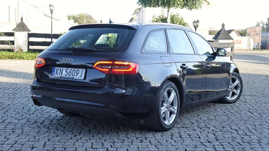 AUDI A4 Avant -