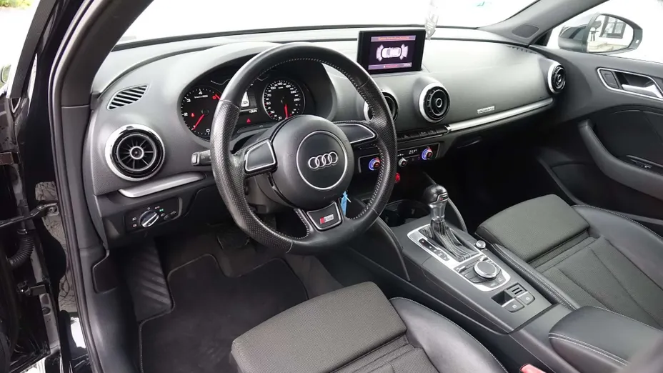 AUDI A3 Sportback -