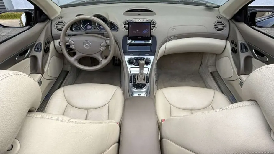 MERCEDES-BENZ SL -