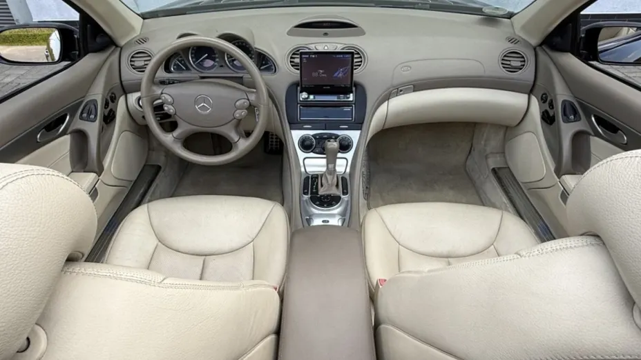 MERCEDES-BENZ SL -