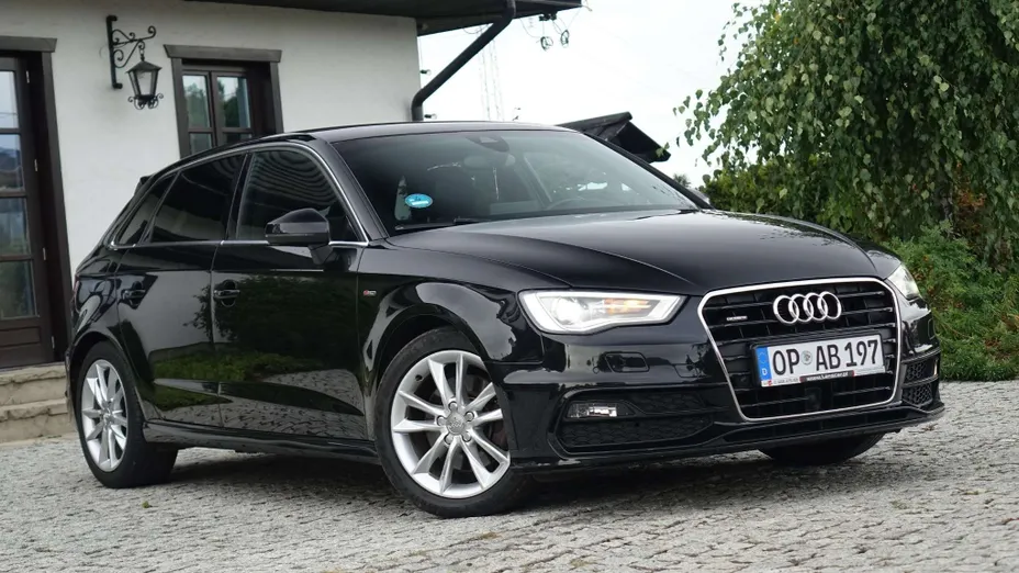AUDI A3 Sportback -