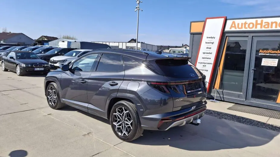 HYUNDAI Tucson -