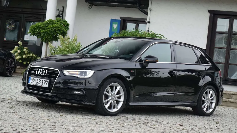 AUDI A3 Sportback -
