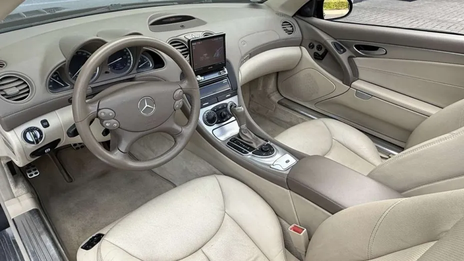 MERCEDES-BENZ SL -
