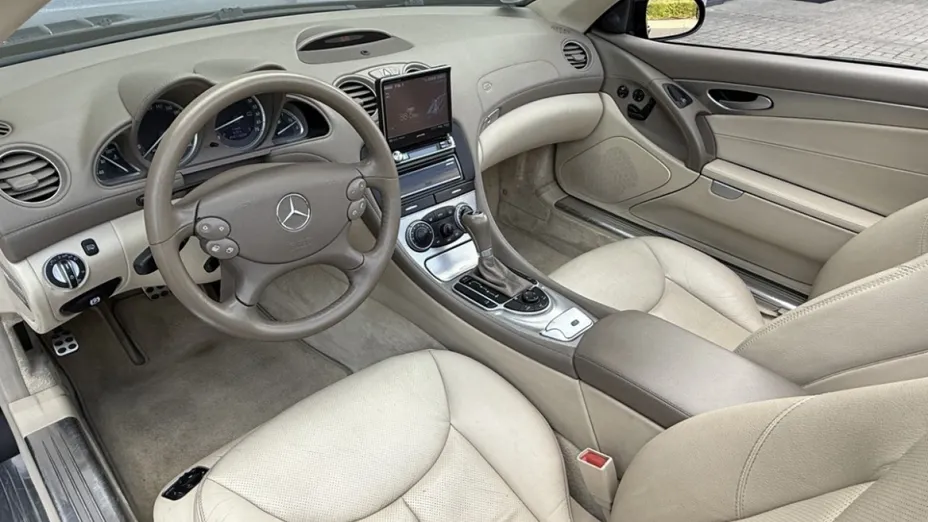 MERCEDES-BENZ SL -