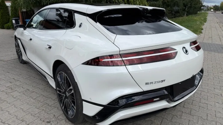 DENZA Z9 GT -