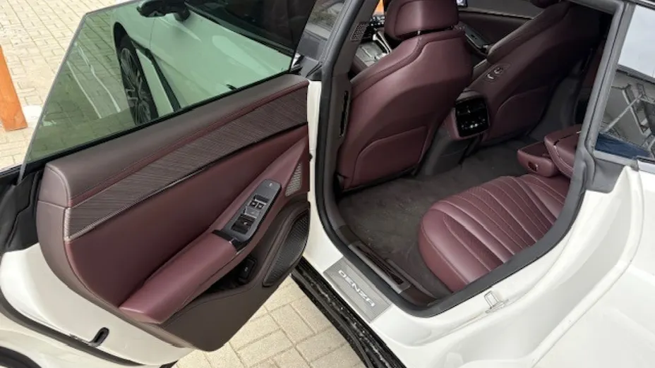 DENZA Z9 GT -