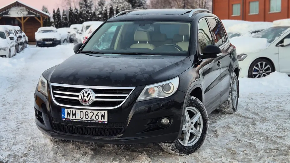 VOLKSWAGEN Tiguan -