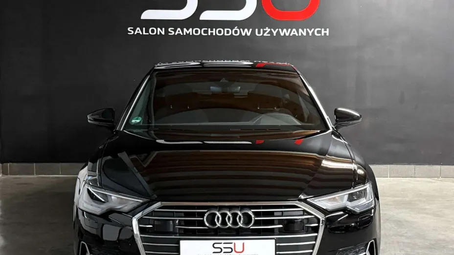 AUDI A6 -