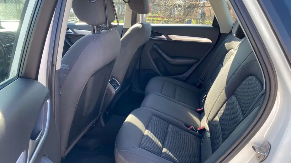 AUDI Q3 -