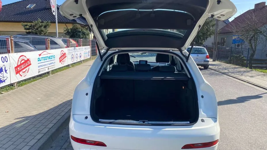 AUDI Q3 -