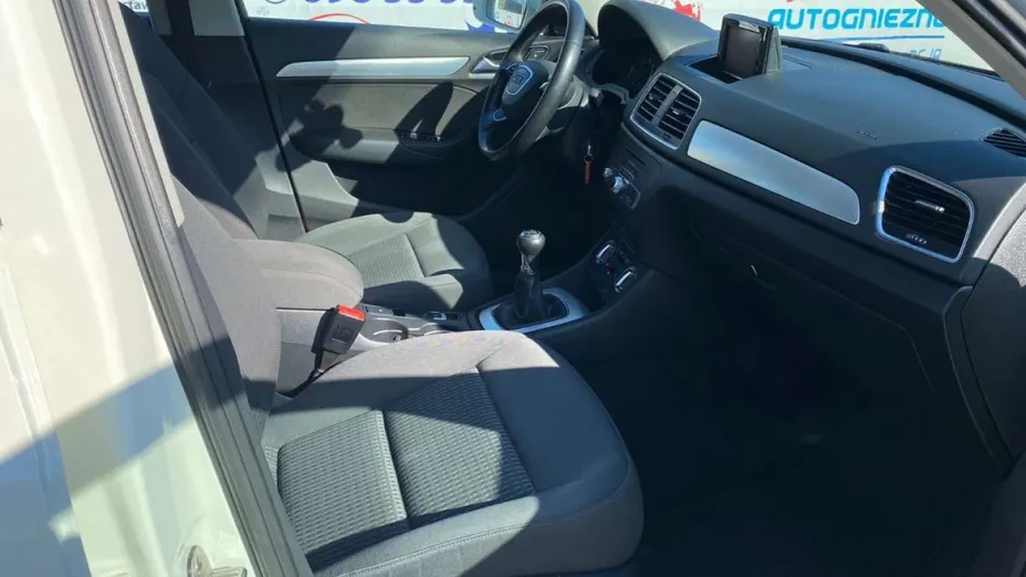 AUDI Q3 -