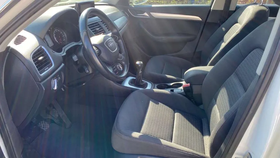 AUDI Q3 -
