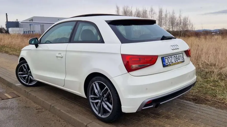 AUDI A1 -
