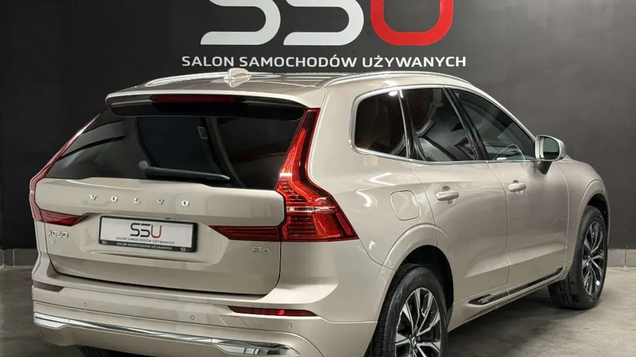 VOLVO XC60 -