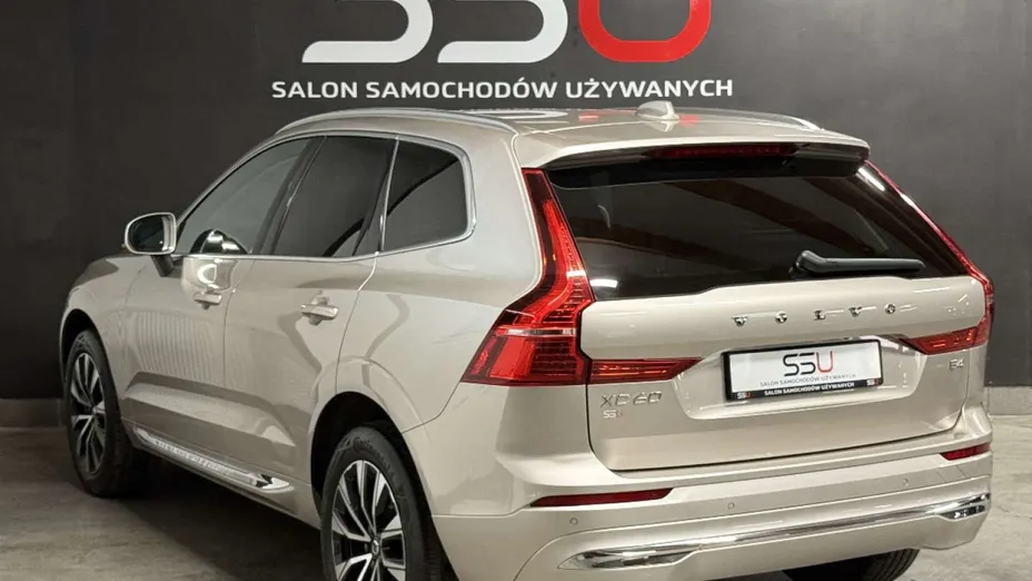 VOLVO XC60 -