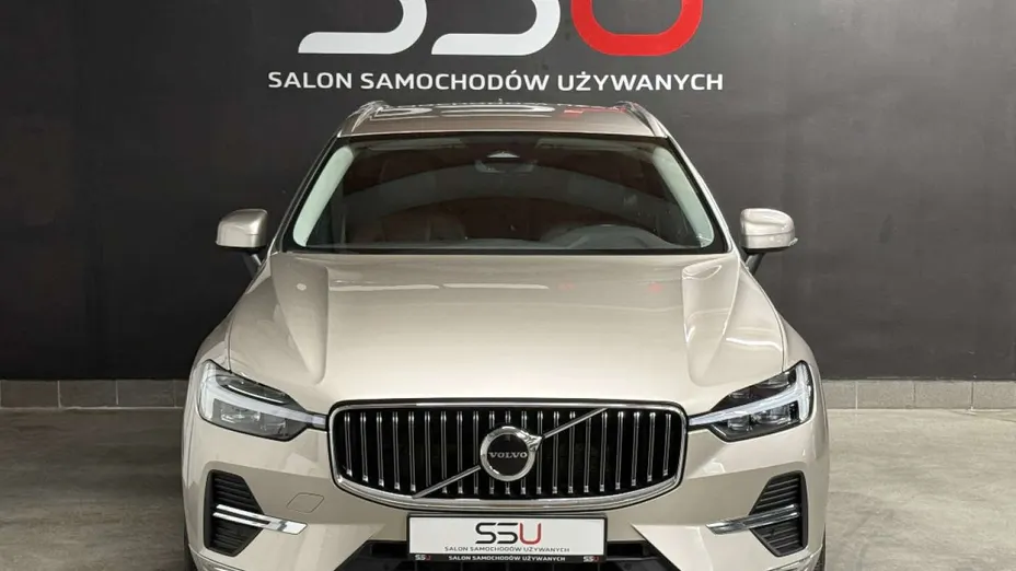 VOLVO XC60 -