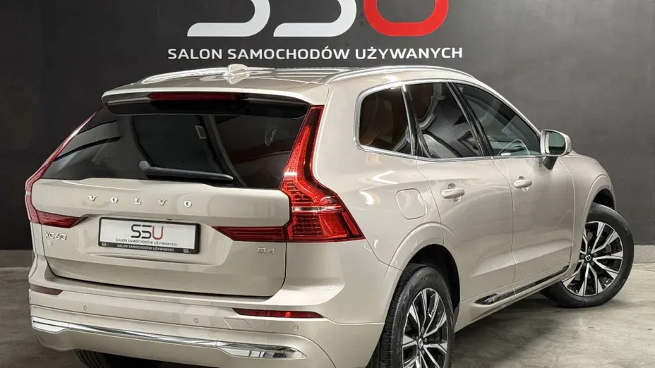 VOLVO XC60 -
