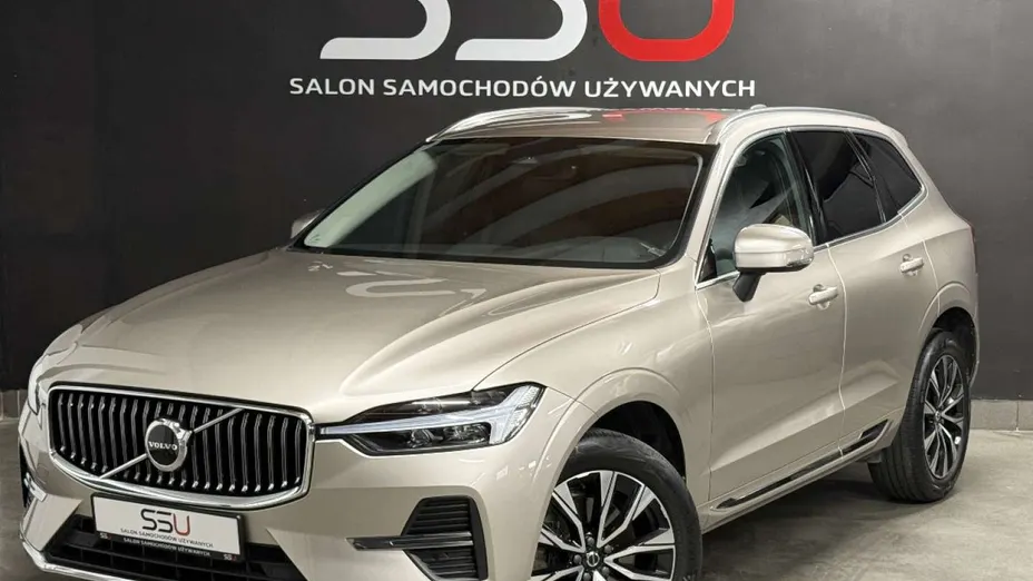 VOLVO XC60 -