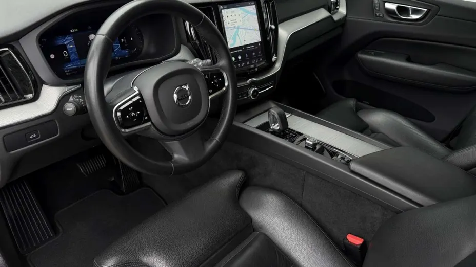 VOLVO XC60 -