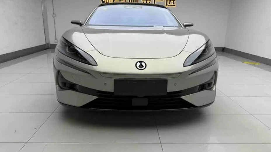 DENZA Z9 GT -