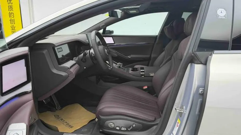 DENZA Z9 GT -