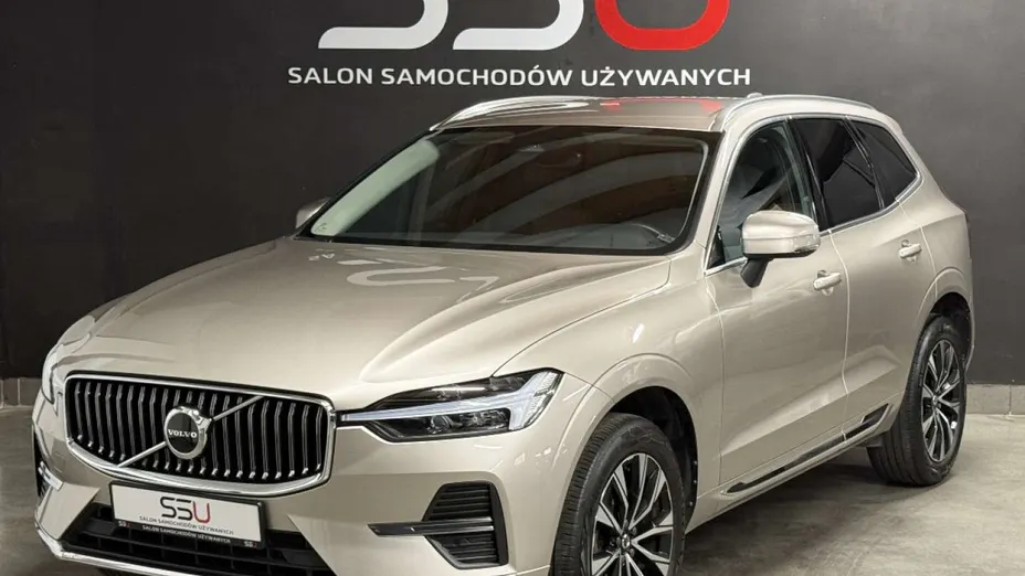 VOLVO XC60 -