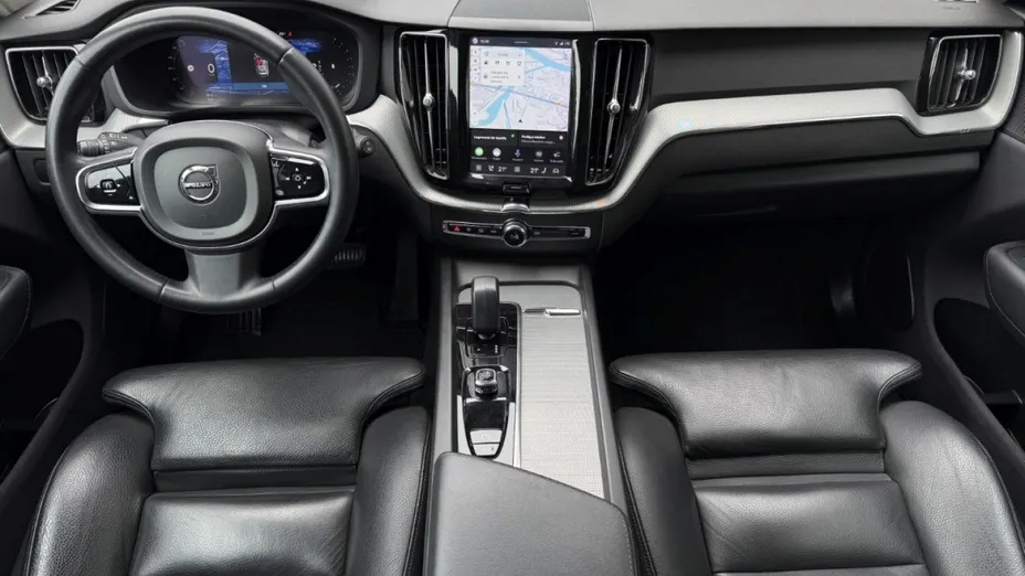 VOLVO XC60 -