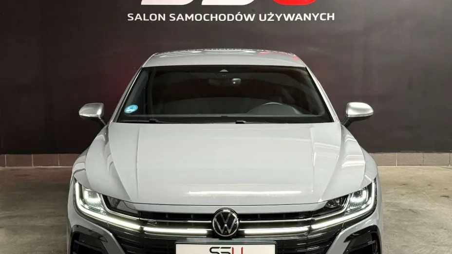 VOLKSWAGEN Arteon -