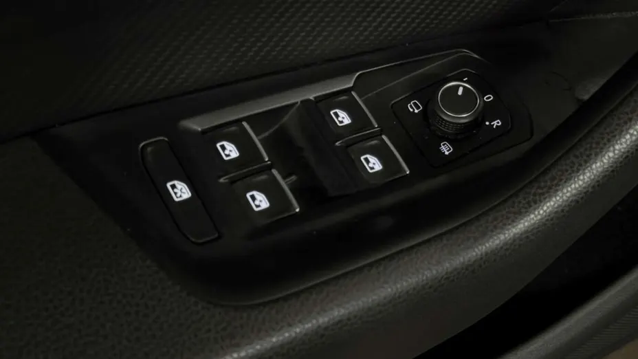 VOLKSWAGEN Arteon -