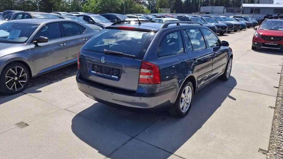 SKODA Octavia -