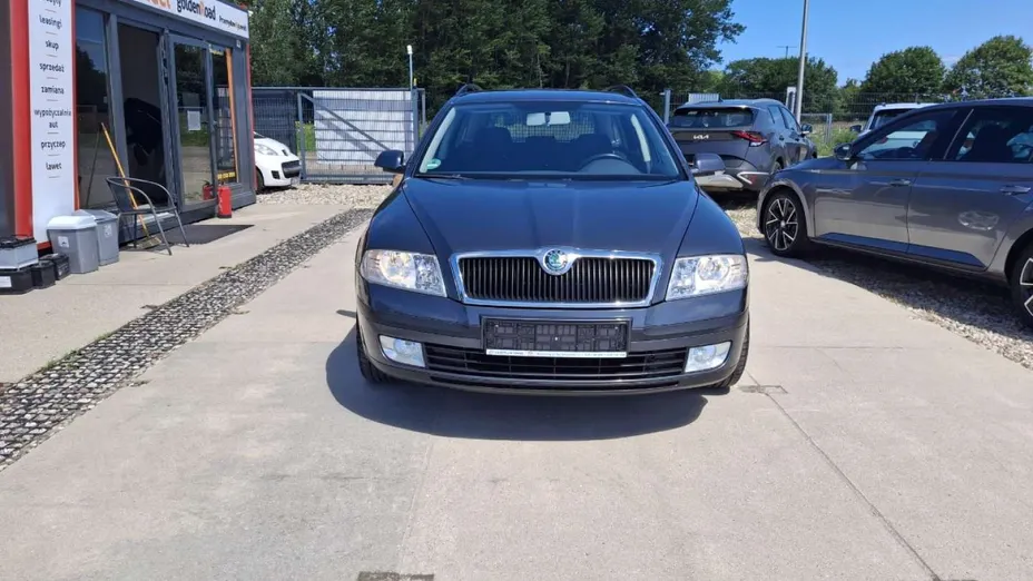 SKODA Octavia -