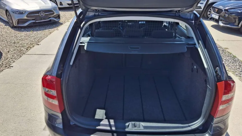 SKODA Octavia -