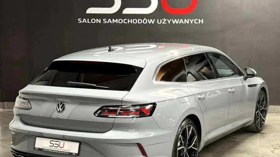 VOLKSWAGEN Arteon -
