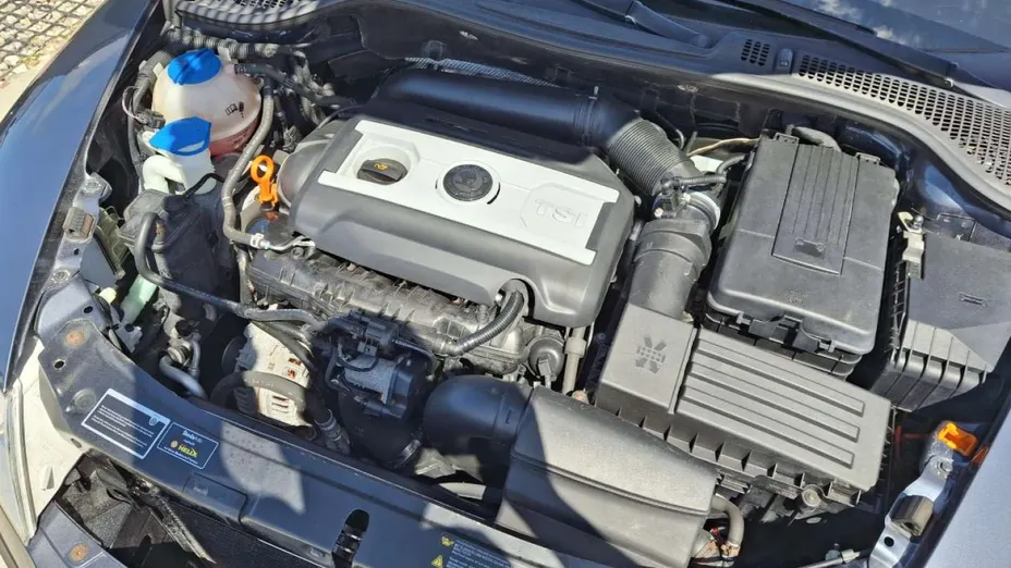 SKODA Octavia -