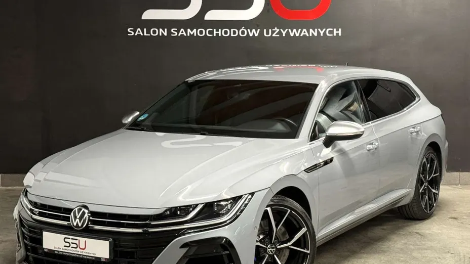 VOLKSWAGEN Arteon -