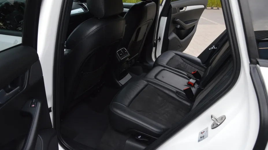 AUDI Q5 -