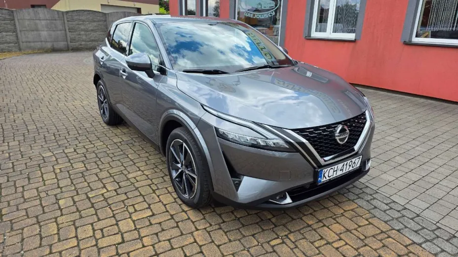 NISSAN Qashqai -
