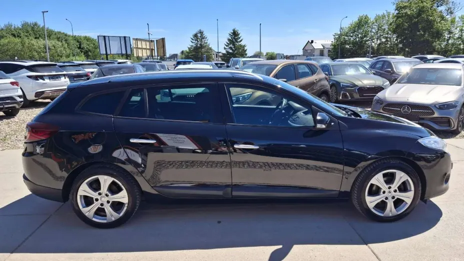 RENAULT Megane -