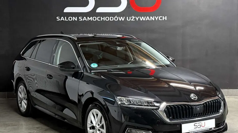 SKODA Octavia -