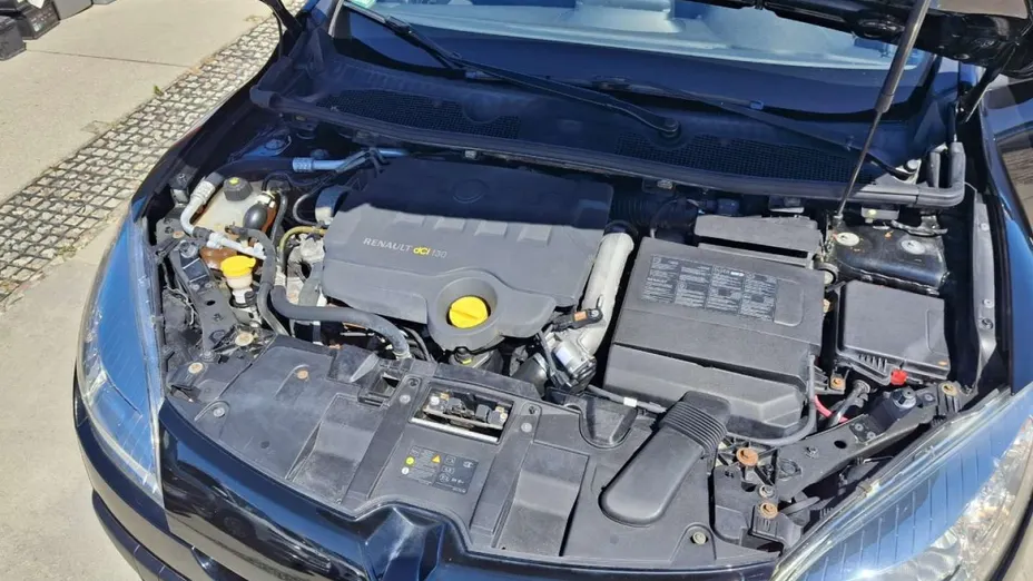 RENAULT Megane -