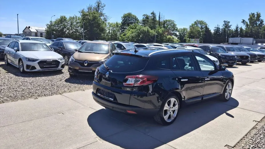 RENAULT Megane -